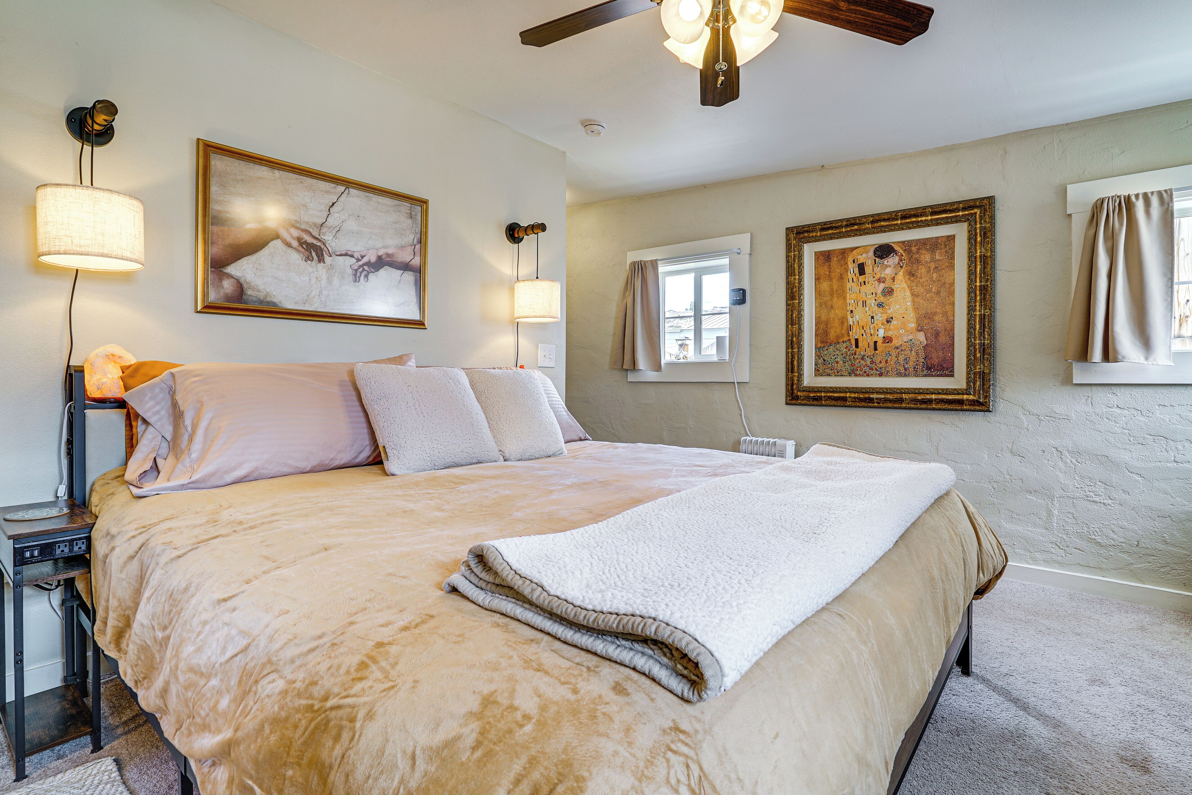 Cottage (2 Bedrooms) | Interior