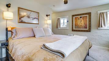 Cottage (2 Bedrooms) | Interior