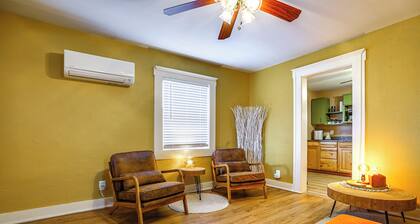 New Mexico Cottage: Hot Springs Fed Tub On-site