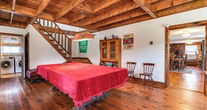 Cozy Mount Union Cabin w/ Fire Pit & River Access