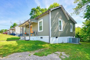 House (2 Bedrooms) | Interior - Danville Rental, Walk to Caesars Virginia Casino (Danville)