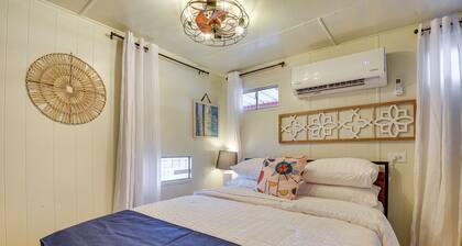 Pet-friendly Brownwood Home: Walk to Lake!