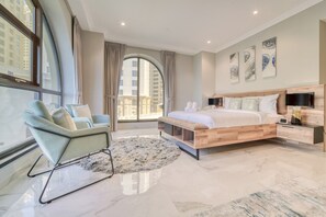 4 Schlafzimmer, Bügeleisen/Bügelbrett, Bettwäsche