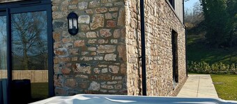 Brockview House - Beautiful 4 Bed eco-property