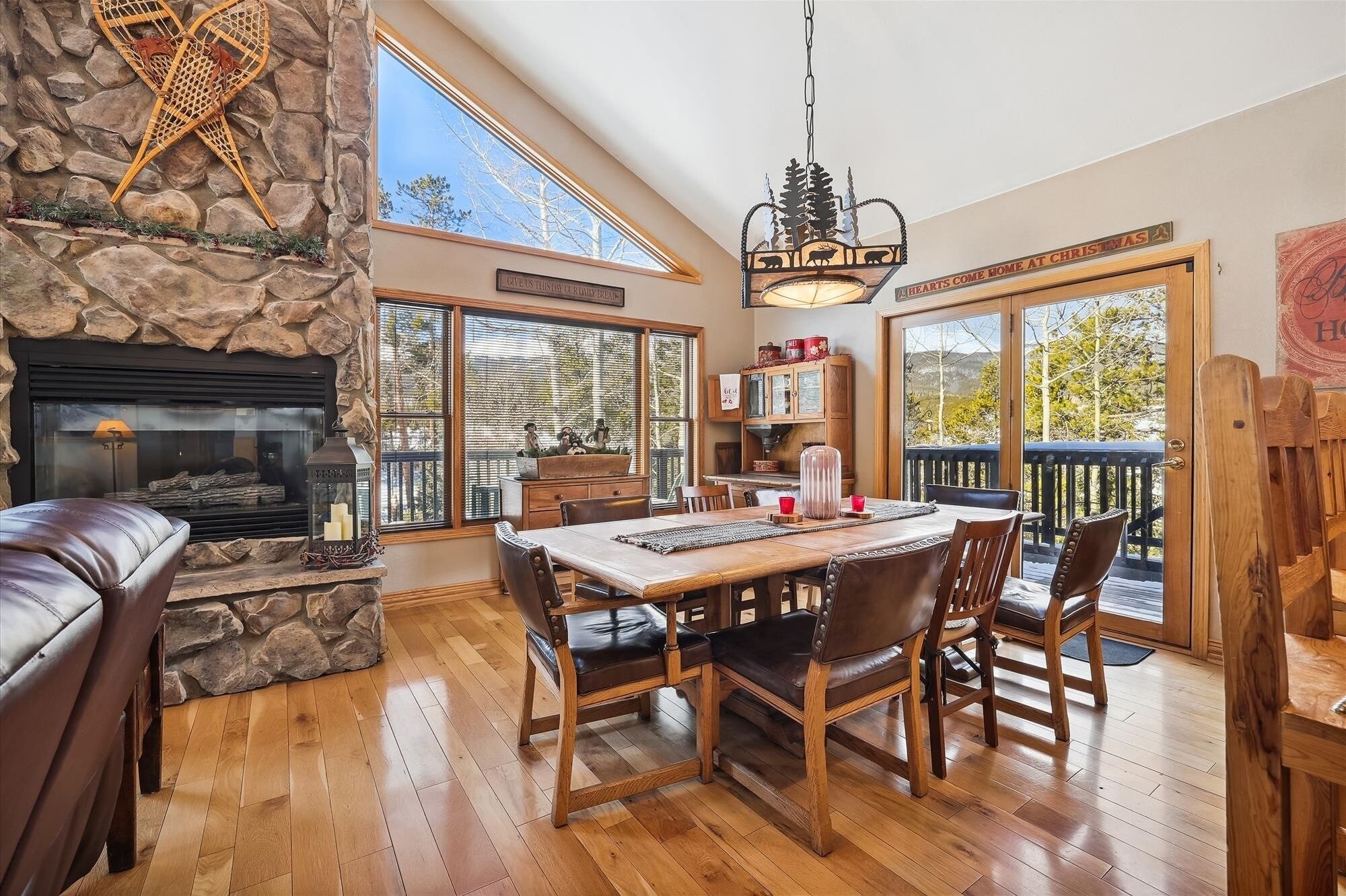 House, 4 Bedrooms | Dining