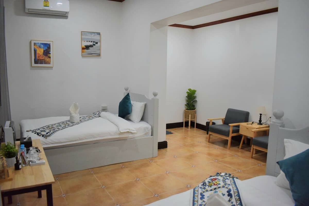 Budget 2-bed Room