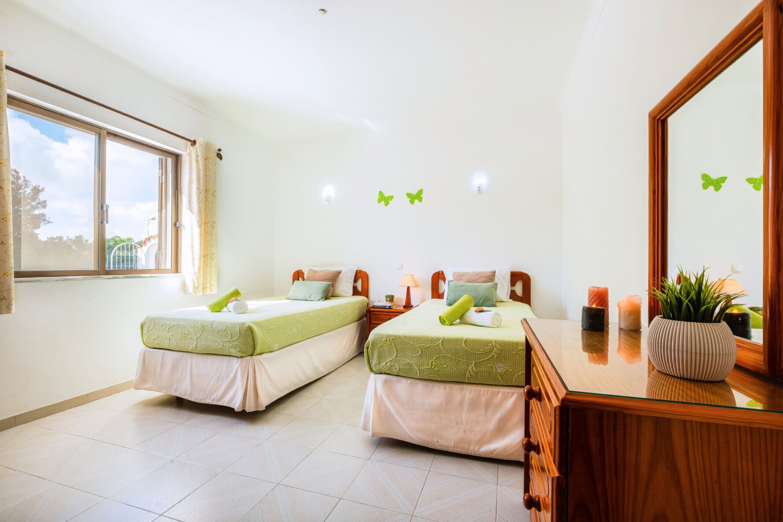 4 chambres, draps fournis