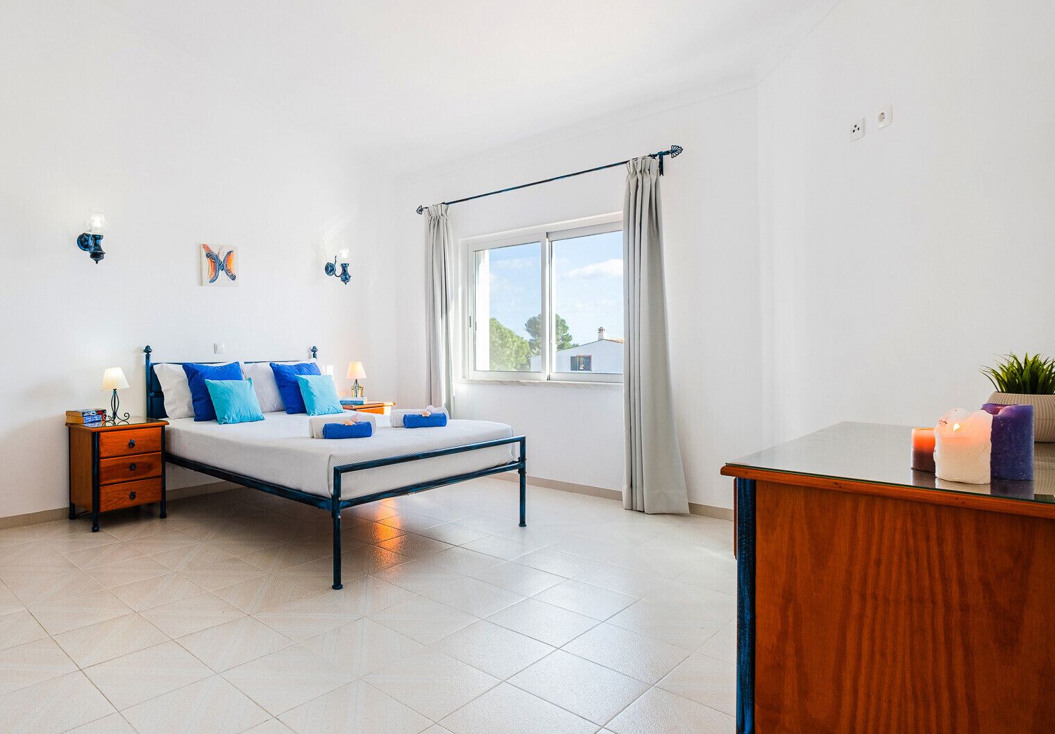 4 chambres, draps fournis