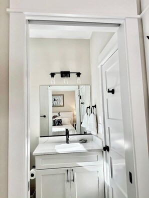 Shower, towels
