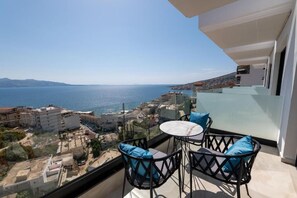 Superior Triple Room, Balcony, Sea View | Balcony