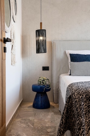 Luxury Apartment | 2 bedrooms, desk, blackout curtains, soundproofing - Domi Luxury Apartment by Cura Villas (Chania)