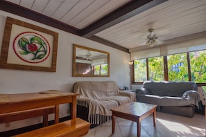 Smart TV - Cozy and Spacious House. For Those Seeking Rest on the Beaches of Buzios (Armação dos Búzios)