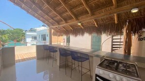 Terrace/patio - Hotel downtown private room with pool. (Cancún)
