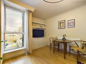 Interior - Cosy Covent Garden Apartment (London)