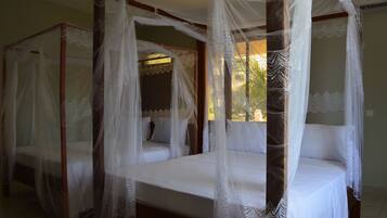 Executive Apartment | Soundproofing, free WiFi, bed sheets