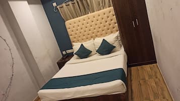 Deluxe Double Room | Egyptian cotton sheets, premium bedding, down duvets, soundproofing