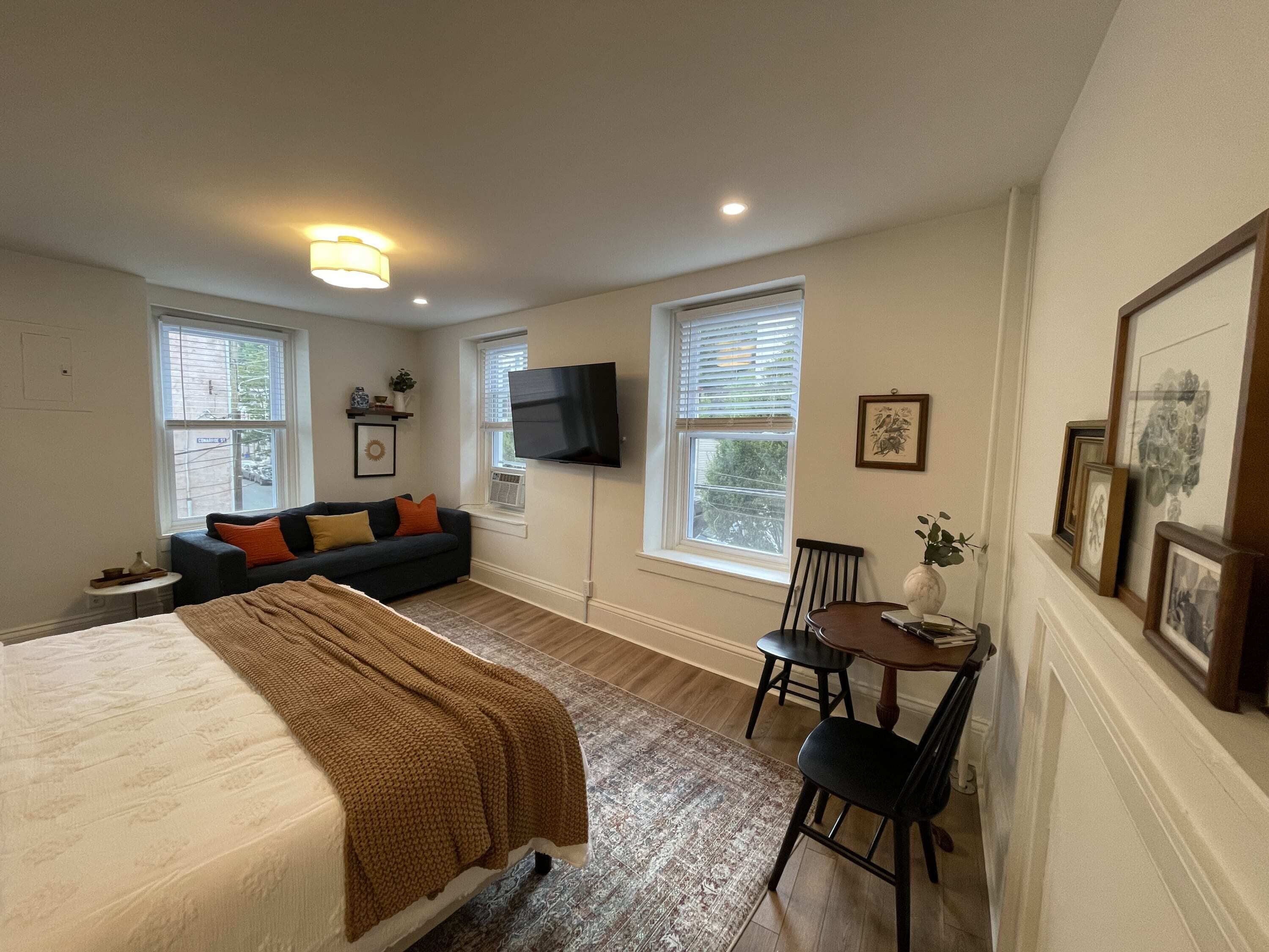 1 bedroom, iron/ironing board, WiFi, bed sheets