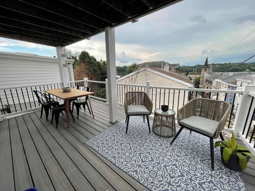 Manayunk Hillside Retreat – Cozy & Charming