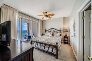 2 chambres, fer et planche Ă repasser, Wi-Fi gratuit, draps fournis
