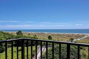 Property grounds - Sunset Rentals | Island Club 2404 (Hilton Head Island)