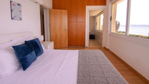 Unclassified image, 4 of 21, button - Phaedrus Living Beachfront Villa Mare (Ayia Marina Chrysochous)