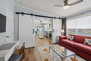 Televisión, chimenea