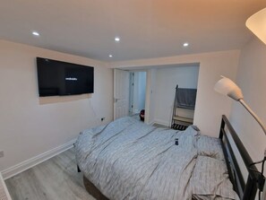 1 Schlafzimmer, Bügeleisen/Bügelbrett, WLAN, Bettwäsche