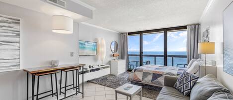 Bügeleisen/Bügelbrett, kostenloses WLAN, Bettwäsche