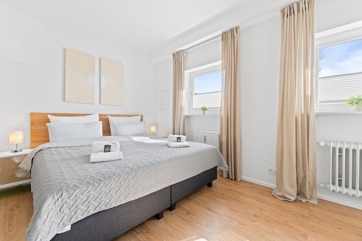 Suite Deluxe, cocineta, en el área del jardín | 2 habitaciones y ropa de cama hipoalergénica