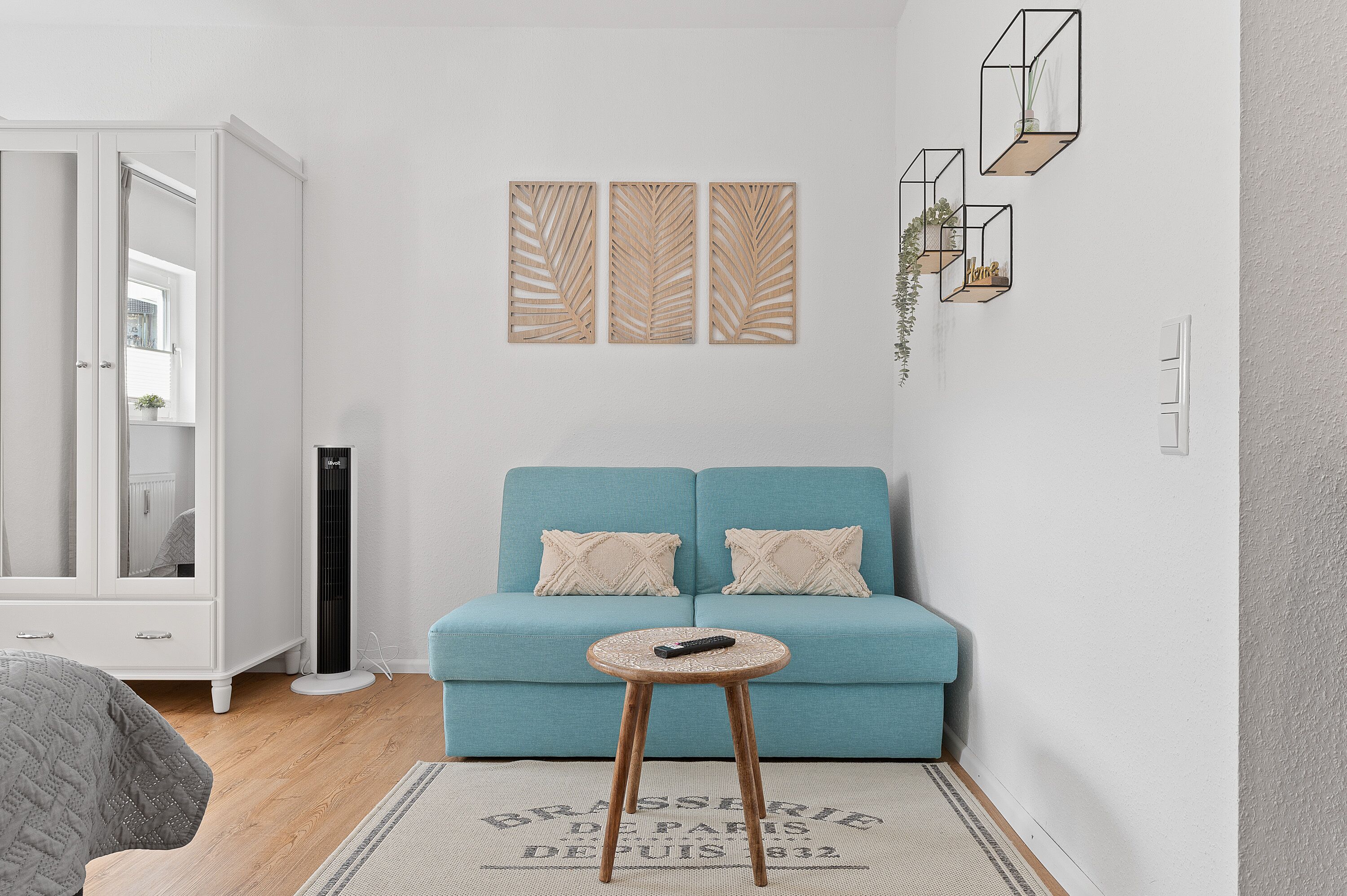 Phòng Suite Deluxe, bếp nhỏ, khu vực vườn | Bộ đồ giường kháng dị ứng, khu vực làm việc phù hợp cho laptop 