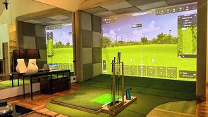 Indoor golf driving range - Moorea Boutique Resort Samui (Koh Samui)