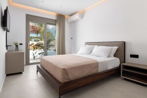 4 quartos, cofres nos quartos, ferros/tábuas de passar roupa