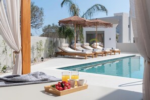 Pool - Golf Beach Villa with private pool (Rhodes)