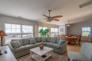 Smart TV, fireplace, stereo - Unobstructed ocean views and wild horses all around at Happy Ours! (Carova)