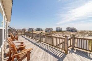 Terrace/patio - Unobstructed ocean views and wild horses all around at Happy Ours! (Carova)