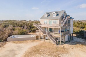 Unclassified image, 2 of 117, button