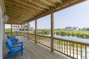 Property grounds - Spacious, Pet-Friendly Waterfront Home w/ Pool, Hot Tub, & Wraparound Decks (Waves)