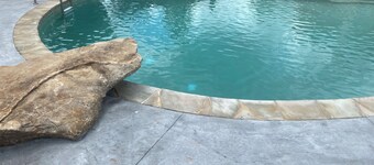 Quiet Country Retreat  Spacious 2B Suite near ATL