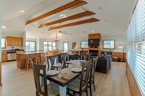Dining - Oceanside Home w/ Large Private Pool, Hot Tub, & Rec Room (Corolla)