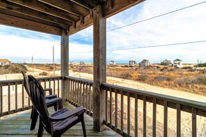 Property grounds - Gorgeous vacation rental in the secluded area of Carova NC! (Carova)