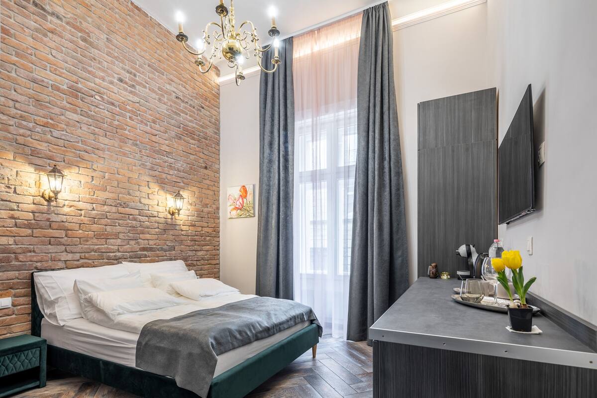 Standard Apartment | WiFi (free), bed sheets