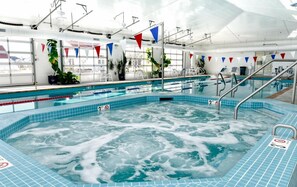 Piscine couverte, piscine chauffée