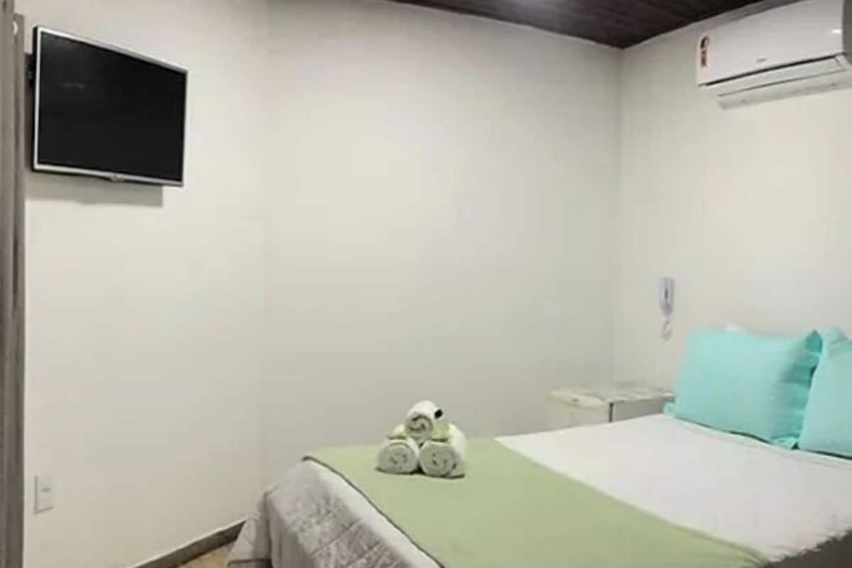 Wifi gratis y ropa de cama