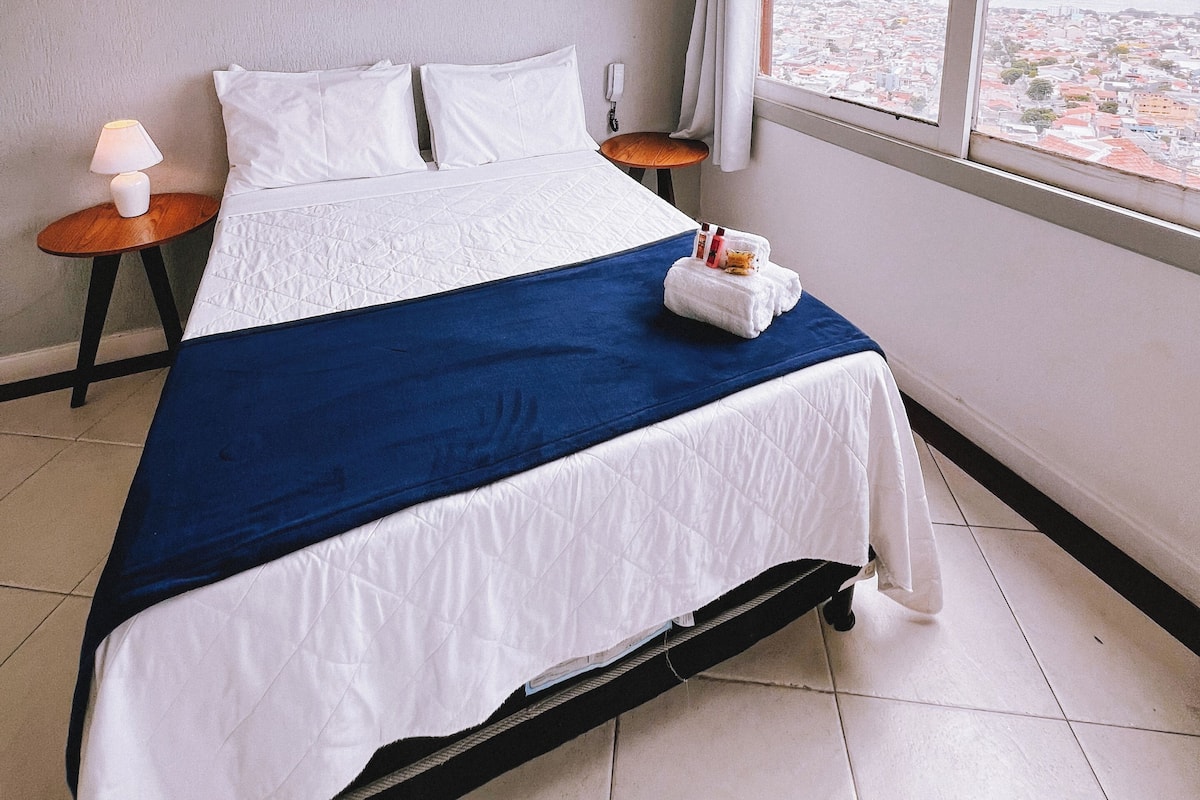 Wifi gratis y ropa de cama