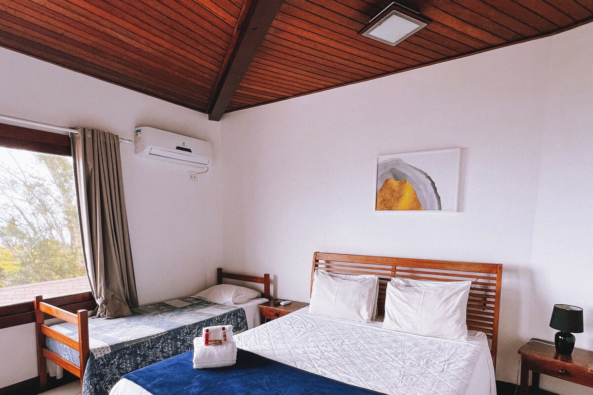 Superior Quadruple Room | WiFi (free), bed sheets