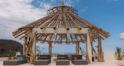 Xeno Hotel Boutique