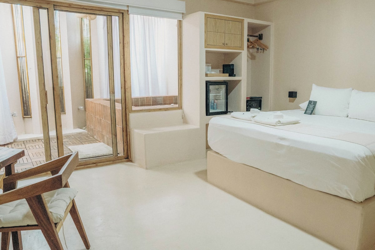 Classic Studio Suite, Private Pool