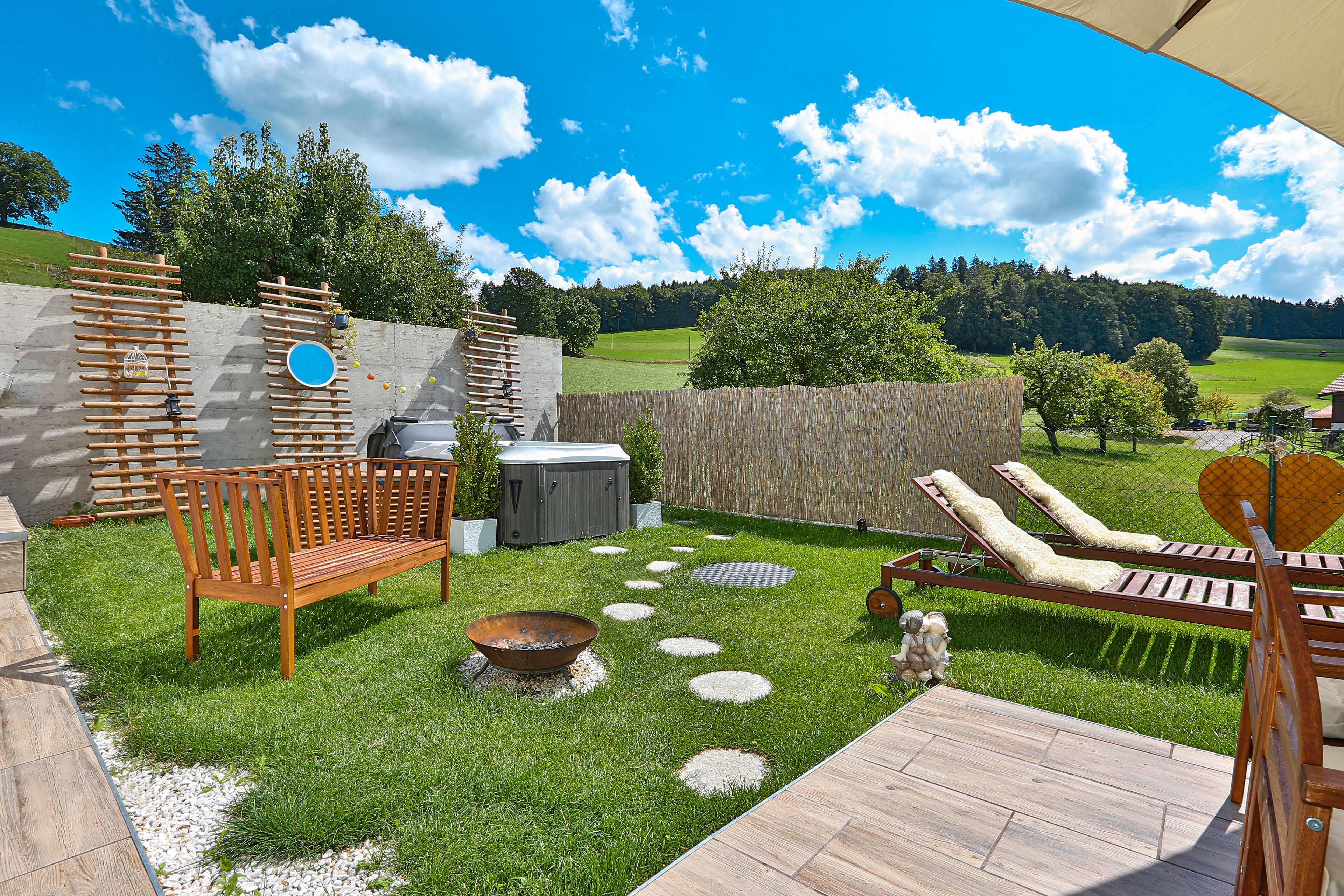 Romantic Cottage, 1 Bedroom, Hot Tub, Valley View | Terrace/patio