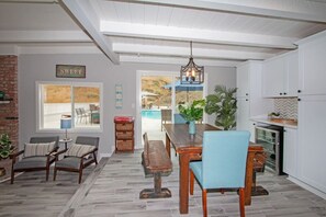 Interior - Fallbrooks Finest Hideaway Villa - Pool, Game Room (Fallbrook)