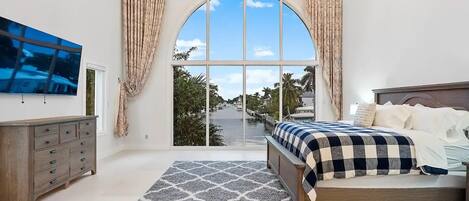 6 bedrooms, iron/ironing board, travel crib, WiFi